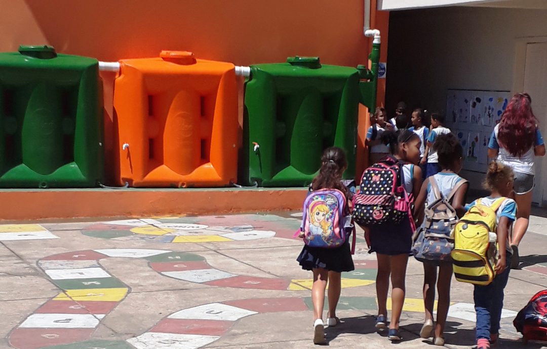Escolas em Santa Bárbara - cisternas tecnotri