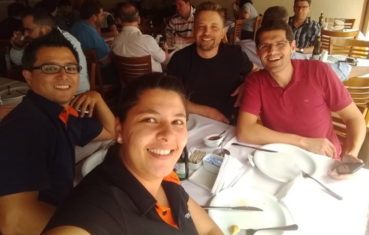 Colaboradores Tecnotri Homenageados Em Abril