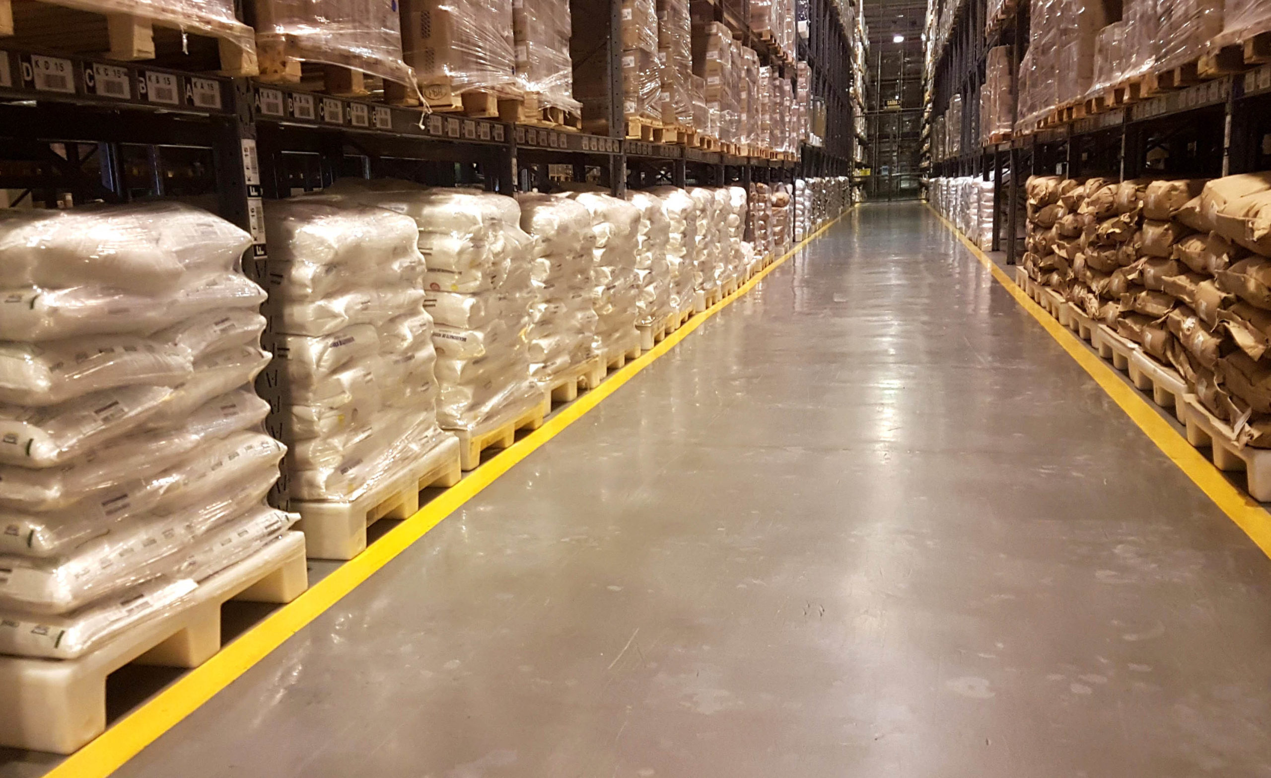 pallet plastico na logistica reversa - tecnotri
