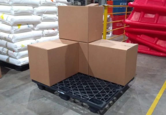 pallet plástico injetado
