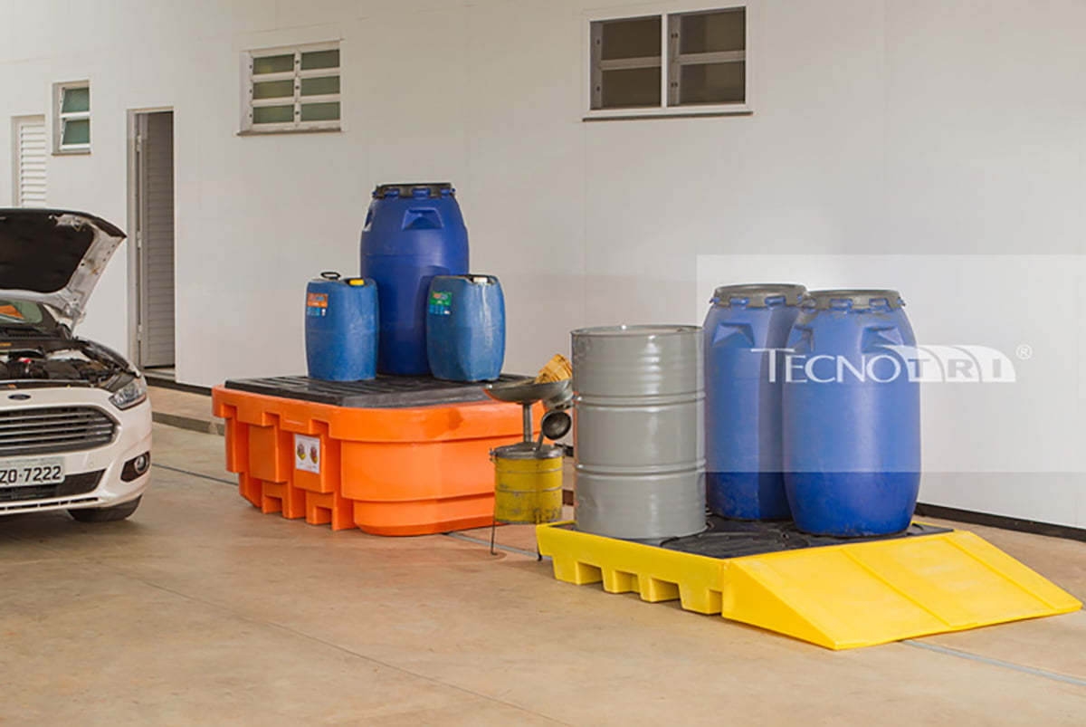 Pallet de Contenção: Versatilidade na Contenção de Derramamentos