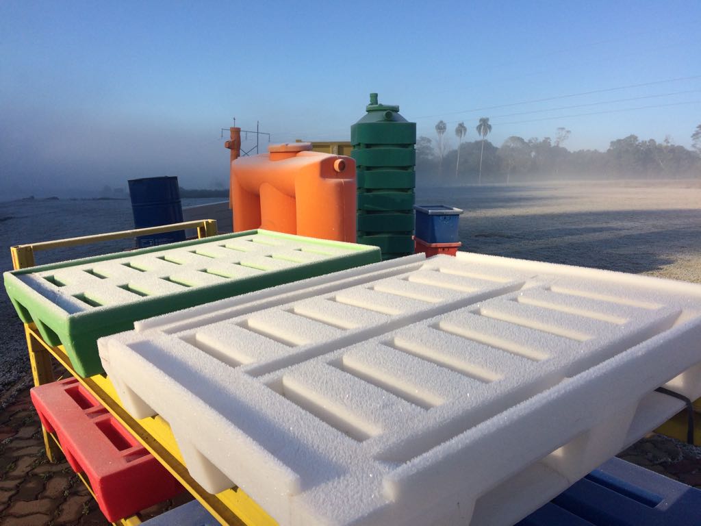 Seja bem-vindo inverno, hoje a fábrica amanheceu assim.