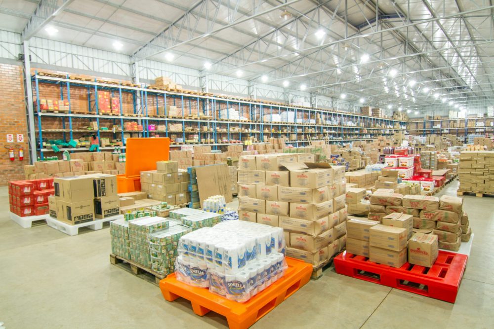 6 vantagens do uso de pallets plásticos na indústria alimentícia